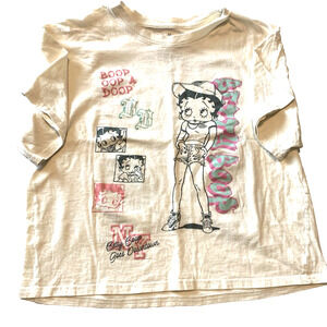 Betty Boop Goes Downtown NY Cropped T Sz L Cream Color Cotton Printed Front Back
